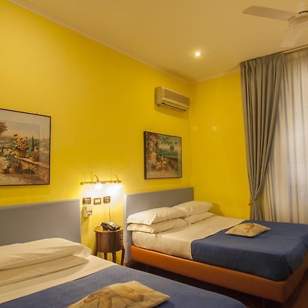 Hotel Toledo เนเปิลส์ ภายนอก รูปภาพ
